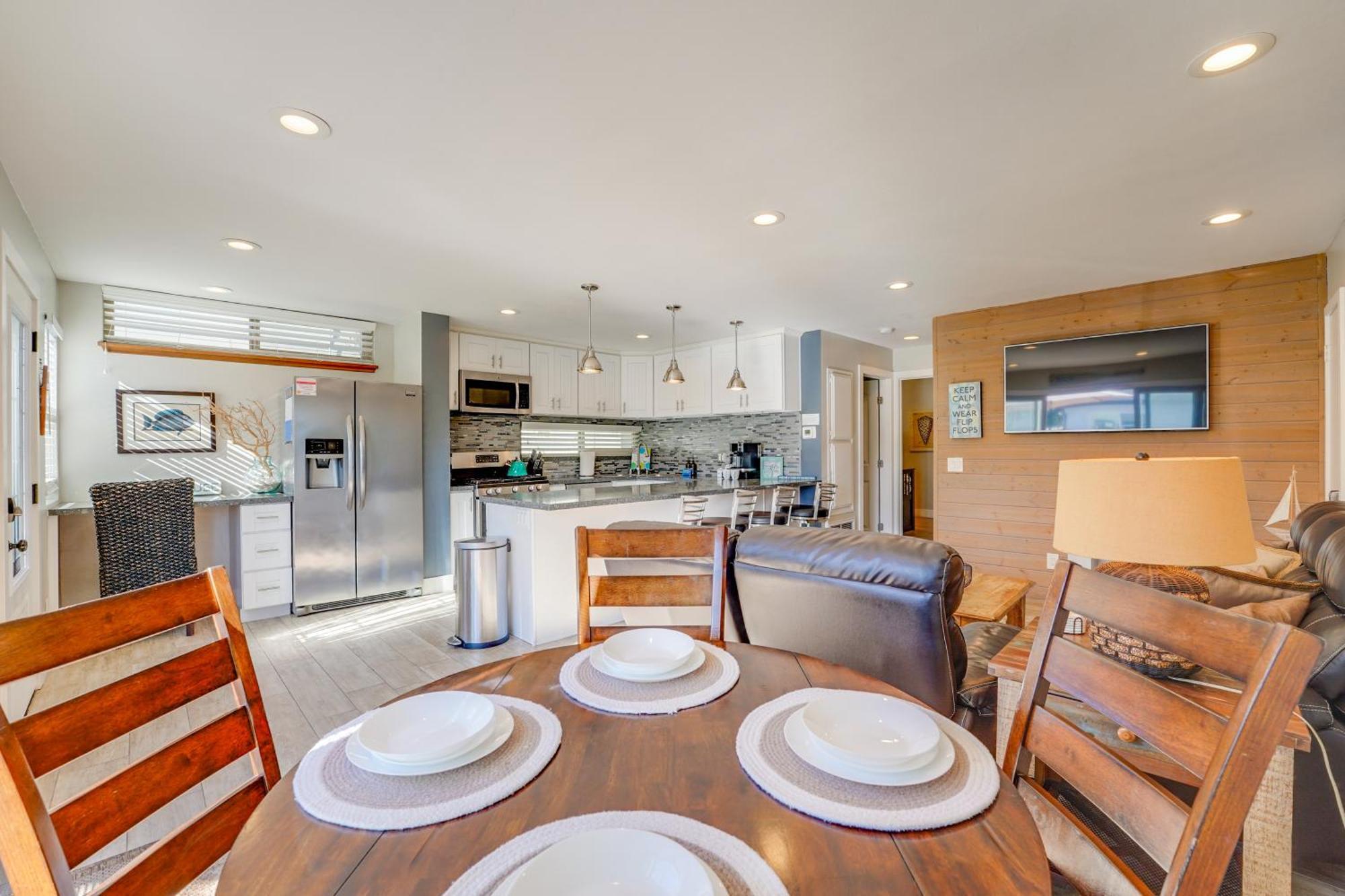 Stunning Beach Home - Large Patio, Parking, Ac & Dog Friendly! San Diego Esterno foto